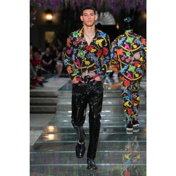 Size S Black Multi Color Floral Silk Pointed Collar Long Sleeve Shirt - Picture 2 of 6